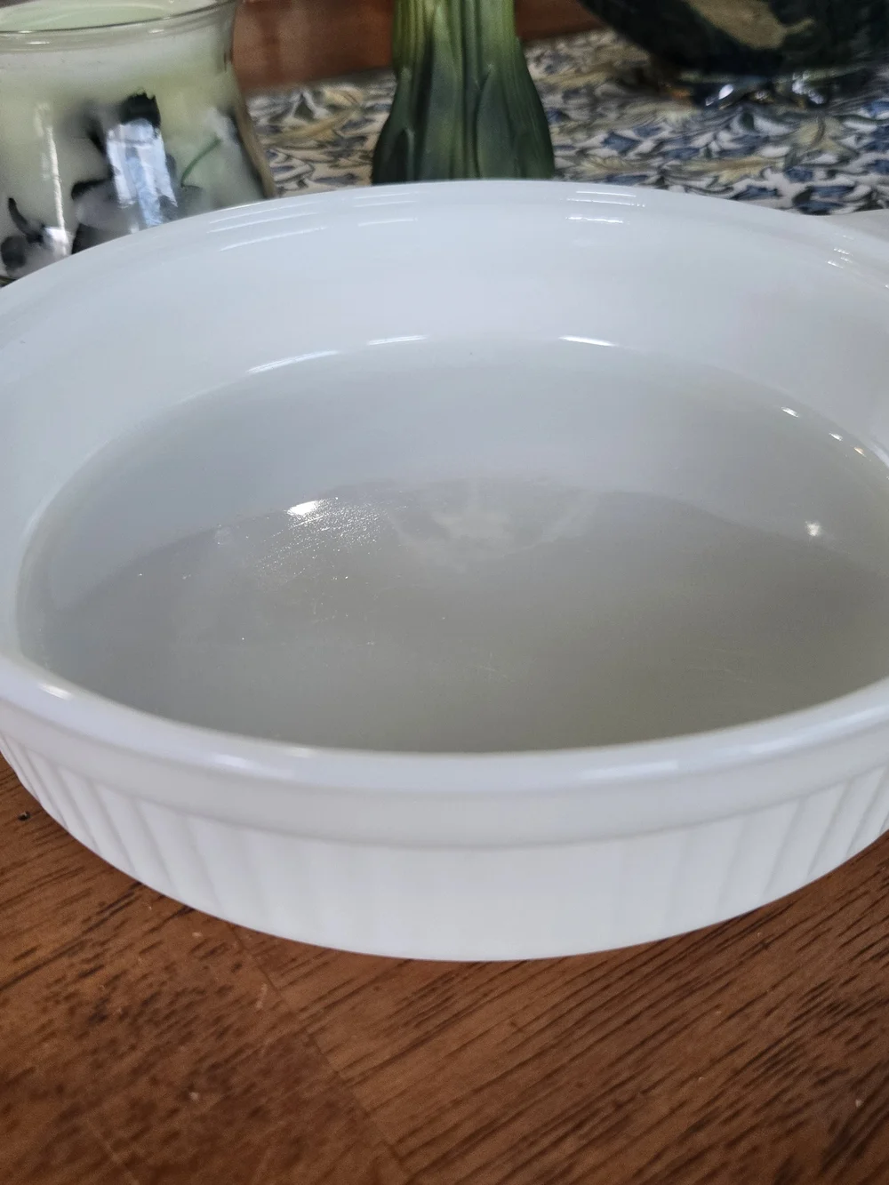 Anchor Hocking Fire-King White Milk Glass 1 Quart Ribbed Casserole Dish